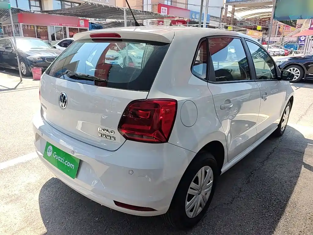 Volkswagen Polo — миниатюра 7