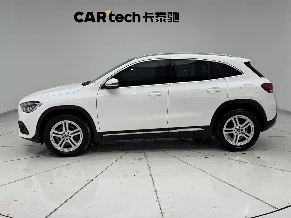 Mercedes-Benz GLA — миниатюра 8