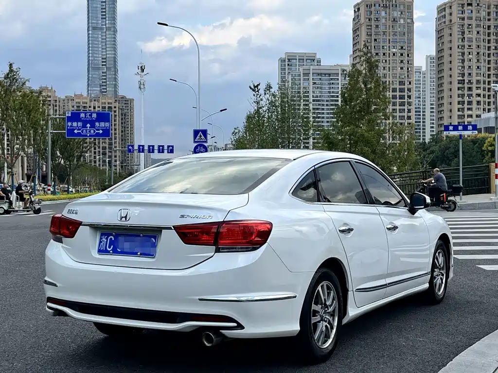Honda Spirior — миниатюра 11