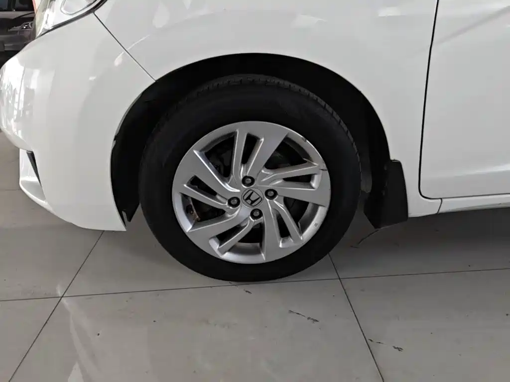 Honda Fit — миниатюра 23
