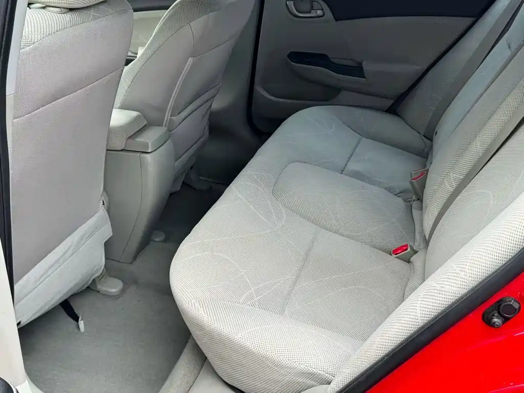Honda Civic — миниатюра 7