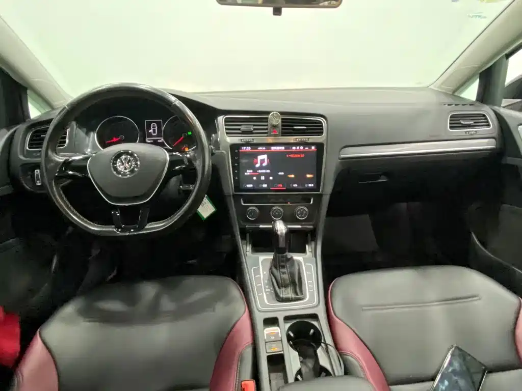 Volkswagen Golf — миниатюра 4