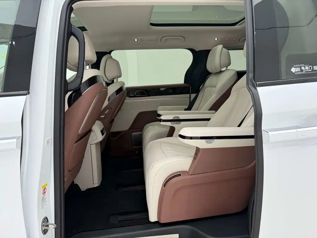 BYD Xia — миниатюра 14