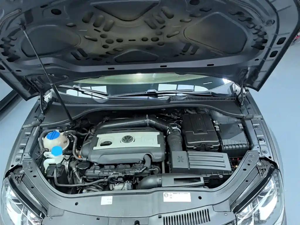 Volkswagen Eos — миниатюра 20