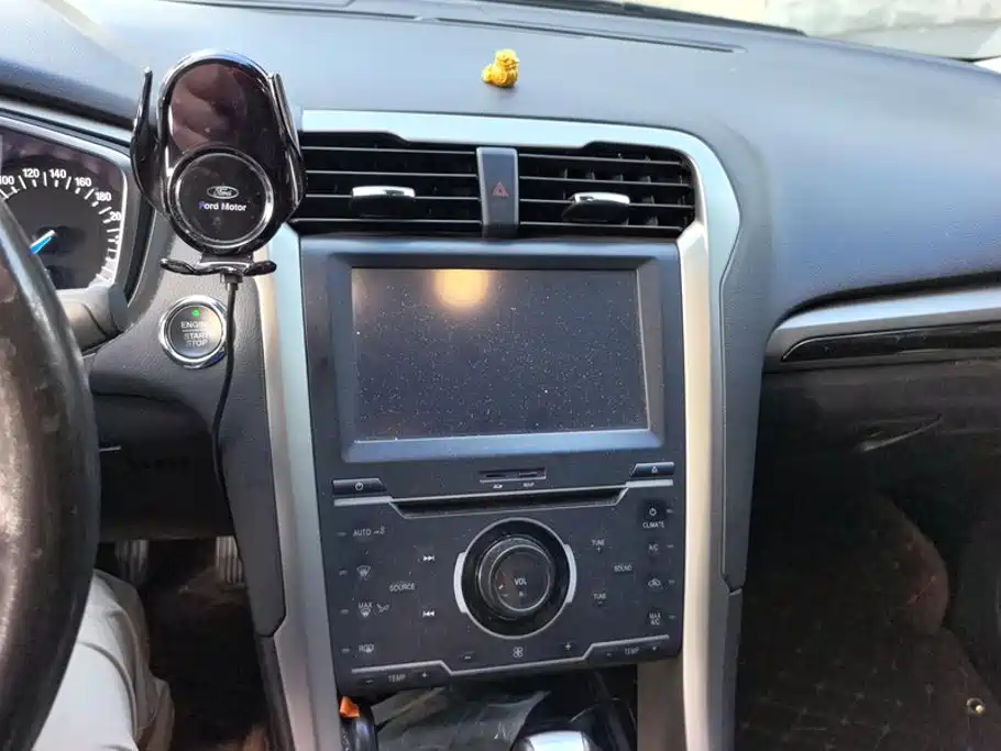 Ford Mondeo — миниатюра 13