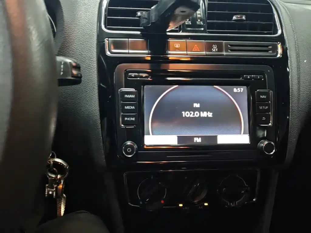 Volkswagen Polo — миниатюра 13