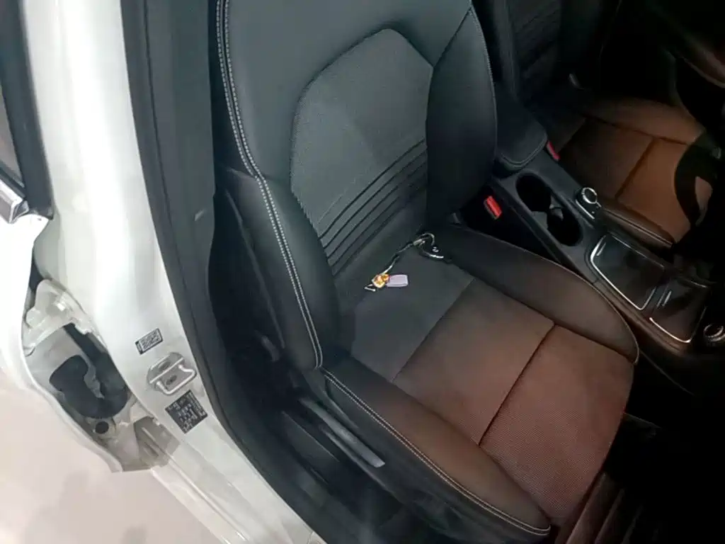 Mercedes-Benz B-Class — миниатюра 25