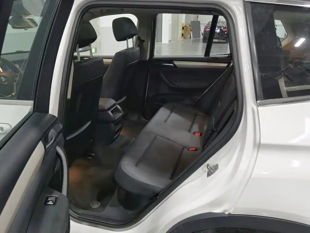 BMW X3 (Import) — миниатюра 15