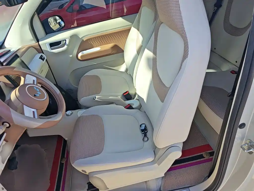 Wuling MINIEV — миниатюра 15