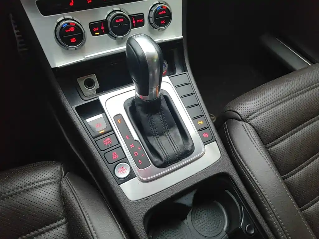 Volkswagen CC — миниатюра 14