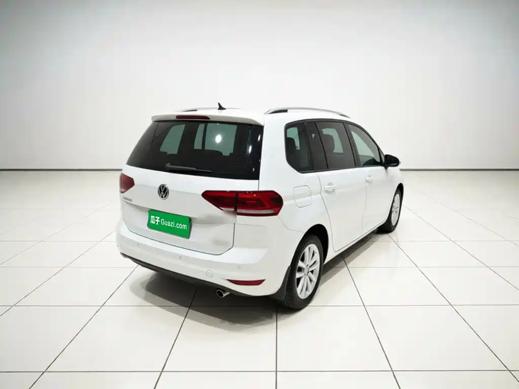 Volkswagen Touran — миниатюра 6