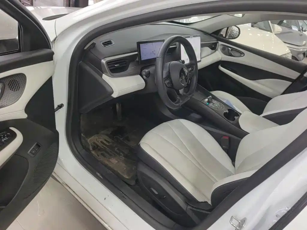 BYD Seal 05 DM-i — миниатюра 16