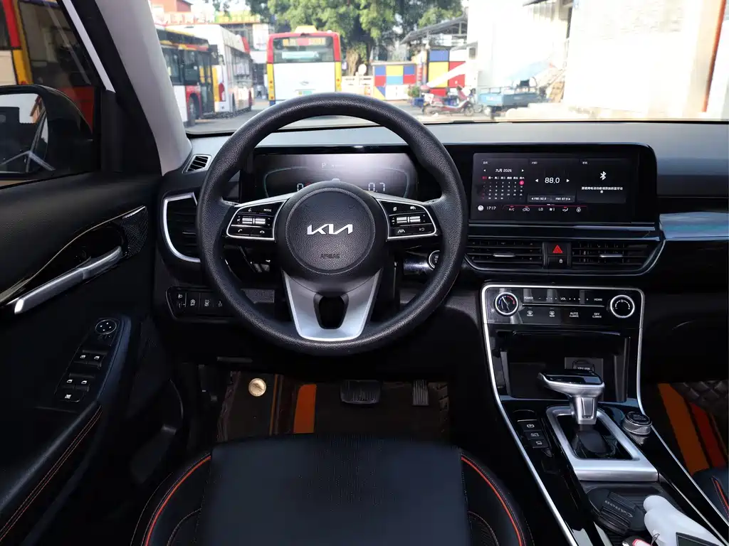 Kia Seltos — миниатюра 14