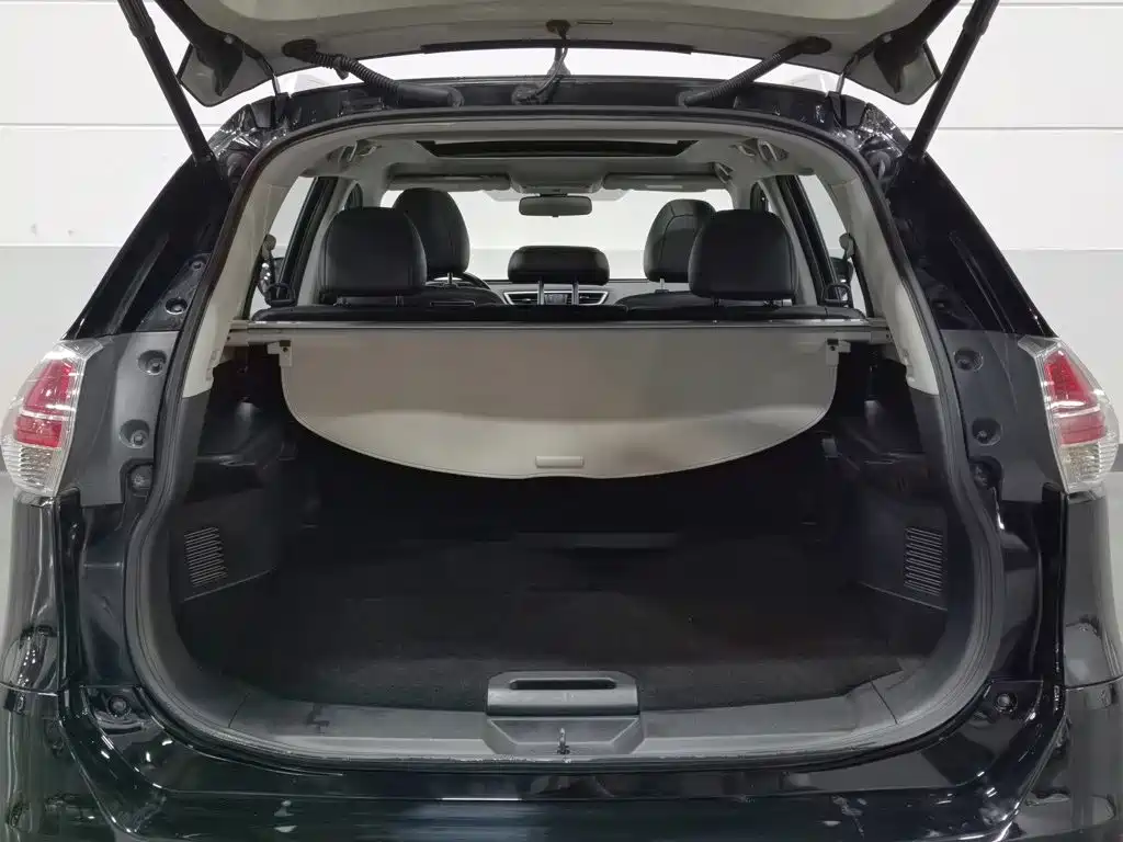 Nissan X-Trail — миниатюра 16