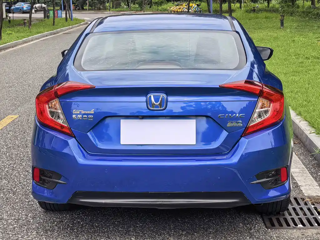 Honda Civic — миниатюра 5