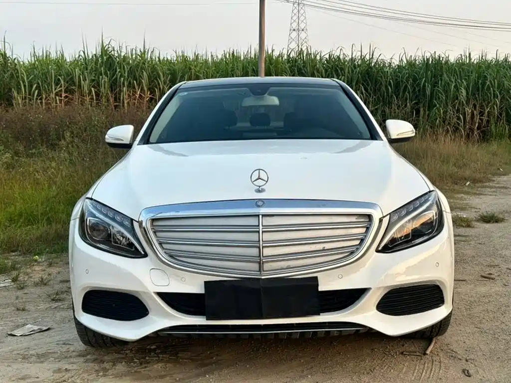 Mercedes-Benz C-Class — миниатюра 2