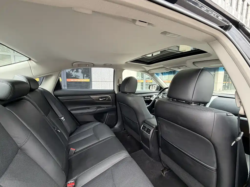 Nissan Teana — миниатюра 12