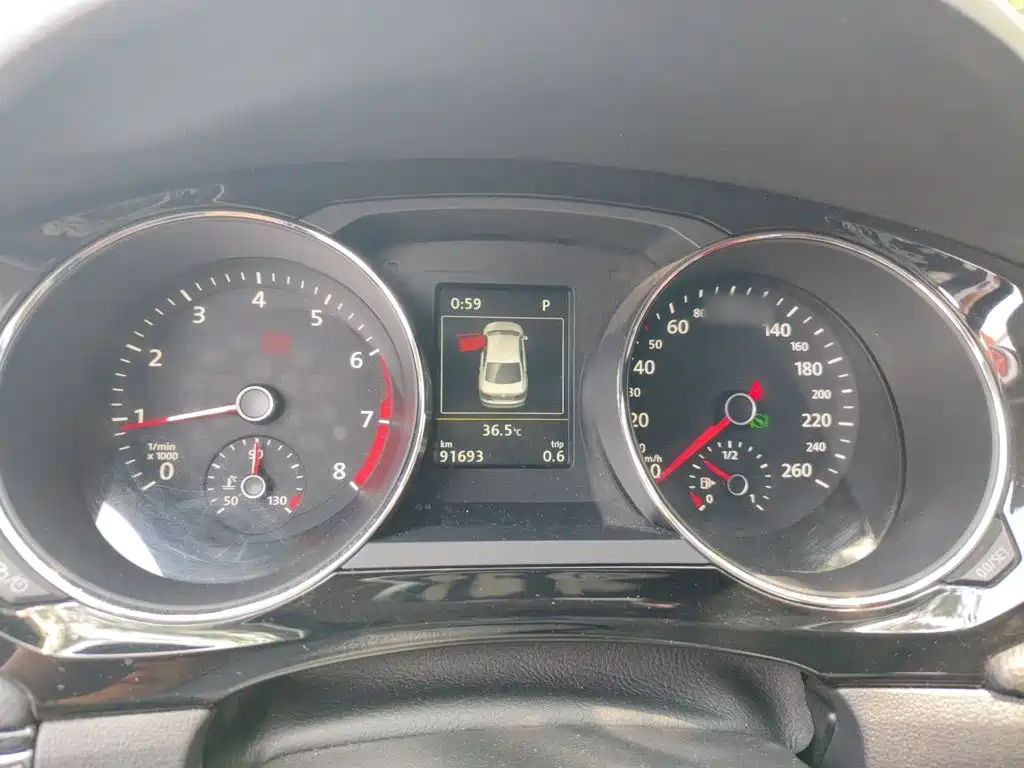 Volkswagen Sagitar — миниатюра 4