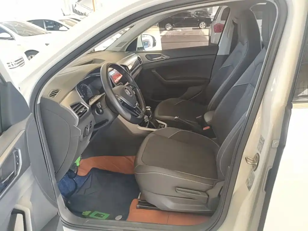 Volkswagen T-Cross — миниатюра 15