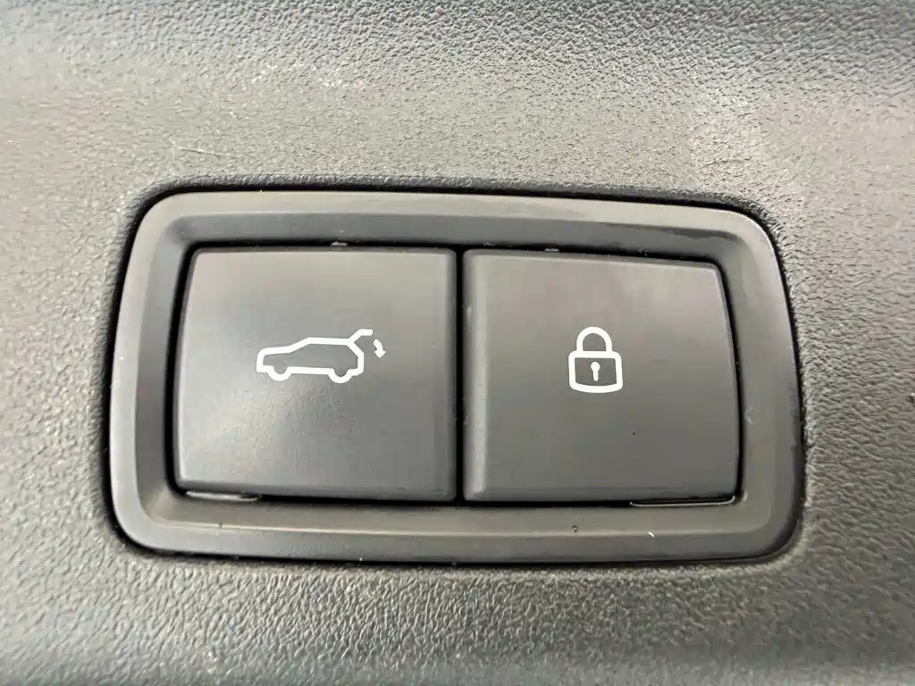 Li Auto Li L8 — миниатюра 27