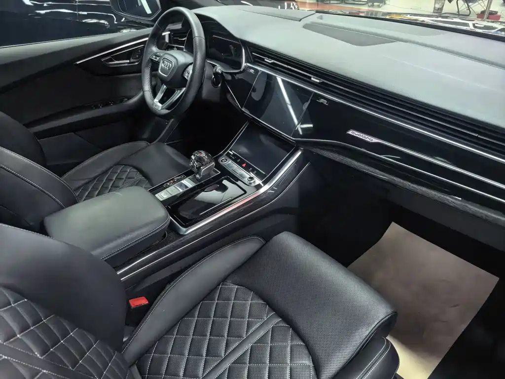 Audi Q8 — миниатюра 8