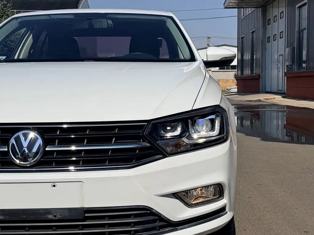 Volkswagen Bora — миниатюра 8