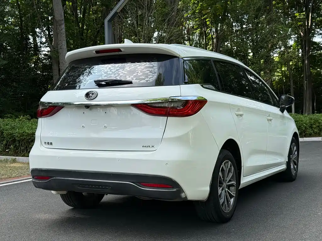 BYD Song MAX MAX 2019 1.5T AT 7 мест V