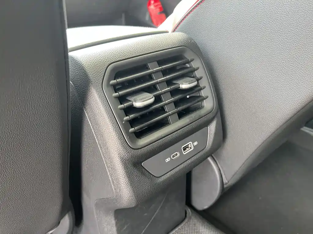 Volkswagen Lamando — миниатюра 10