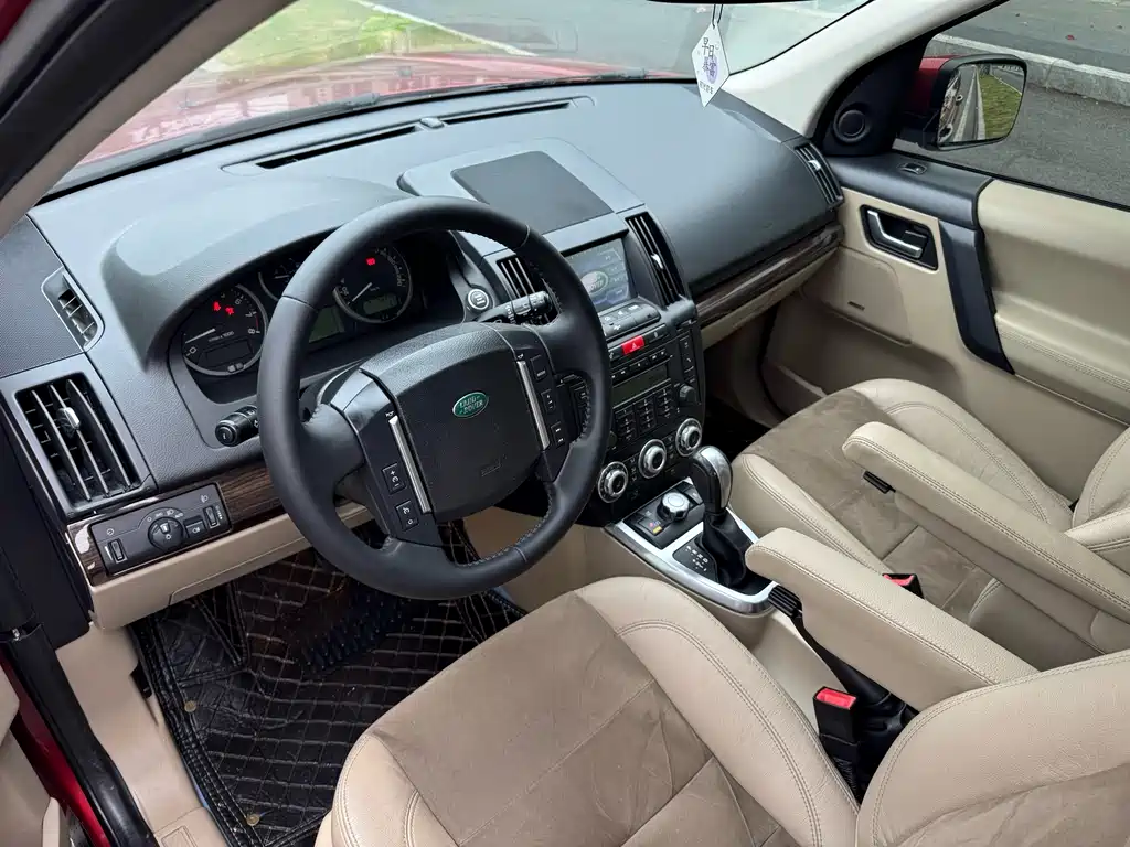 Land Rover 2 011 3.2L i6 SE