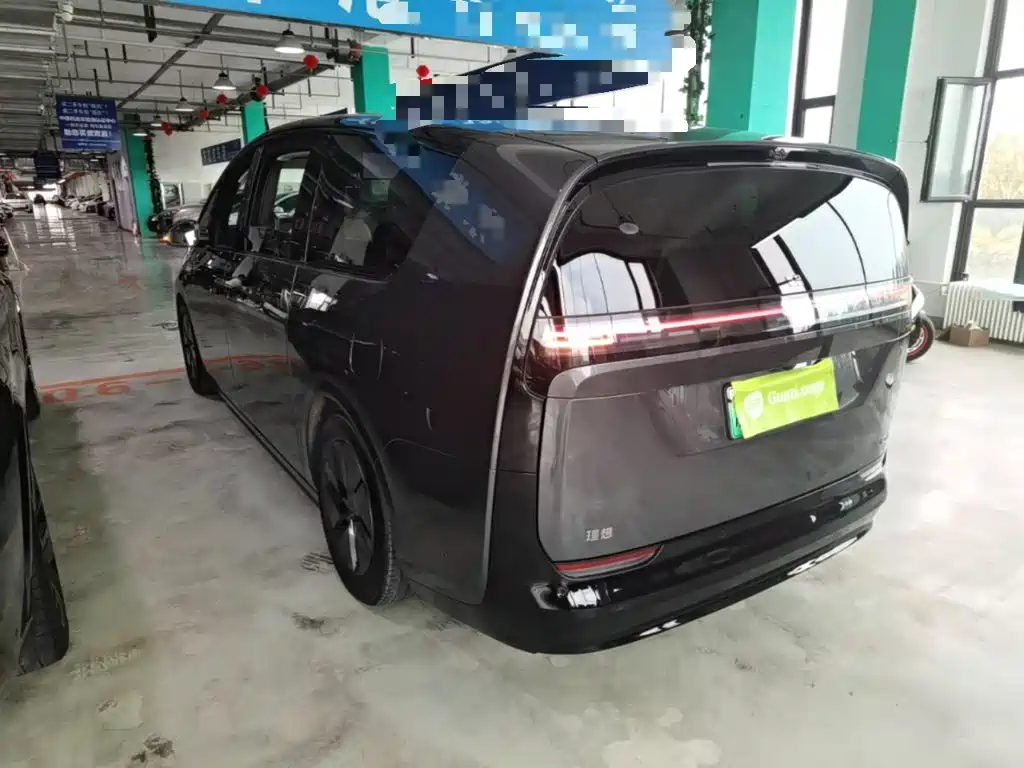 Li Auto Li MEGA — миниатюра 5