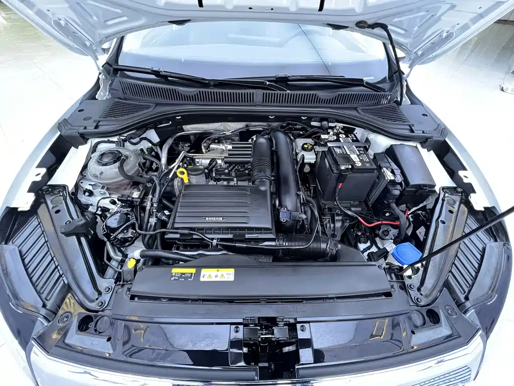 Volkswagen Sagitar — миниатюра 20