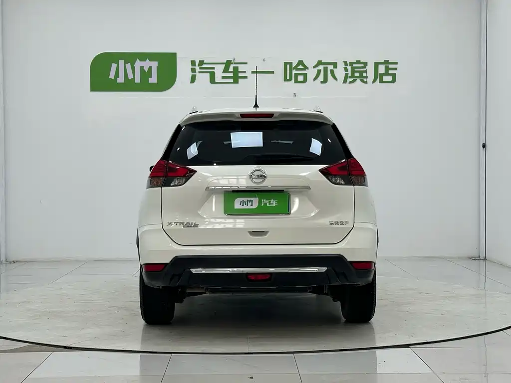 Nissan X-Trail — миниатюра 6