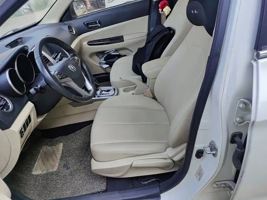 Changan Eado — миниатюра 15