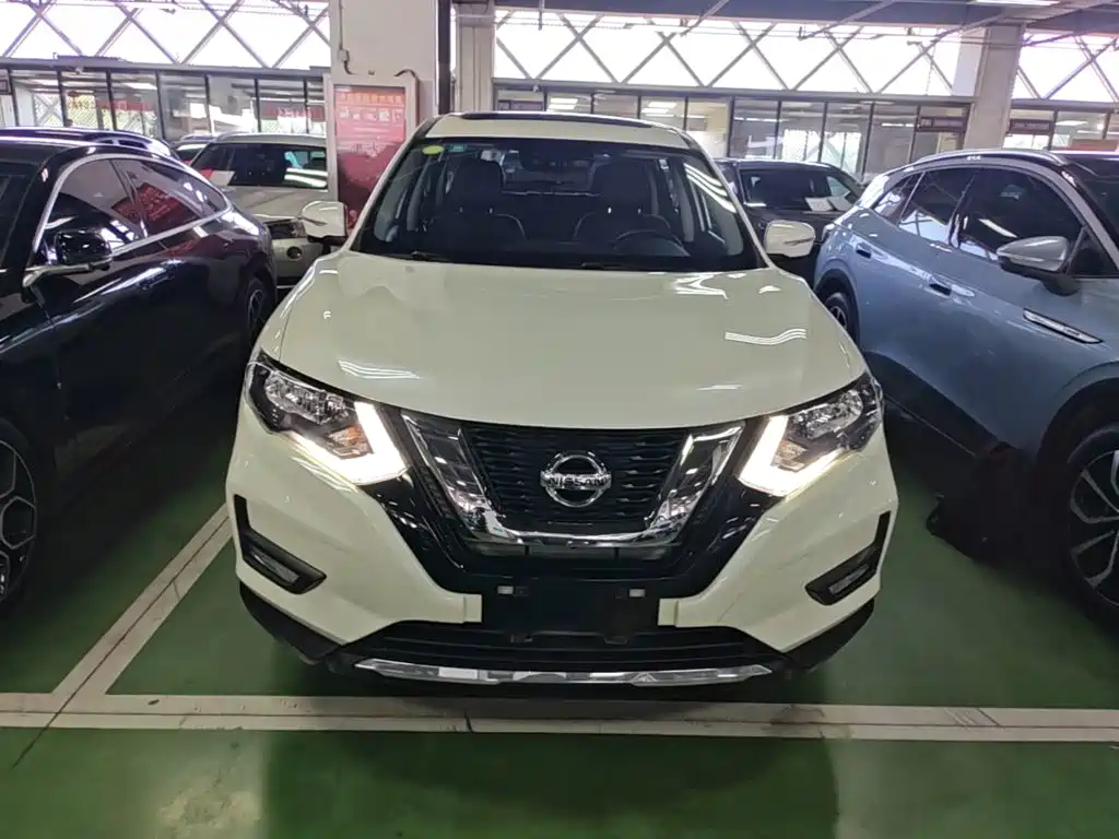 Nissan X-Trail — миниатюра 3
