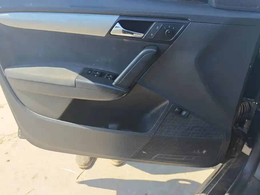Volkswagen Lavida — миниатюра 7