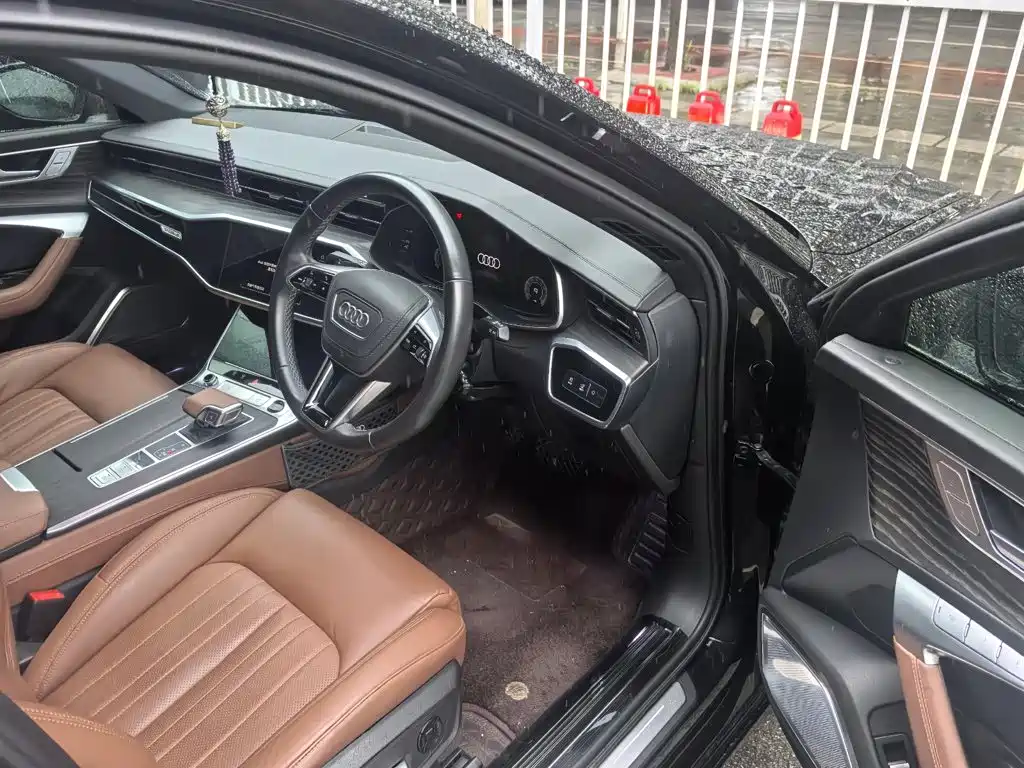 Audi A6L — миниатюра 6