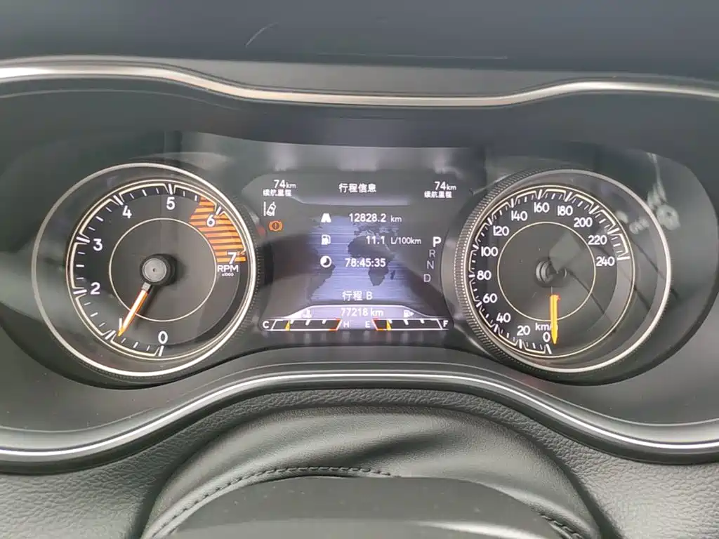 Jeep Cherokee — миниатюра 12