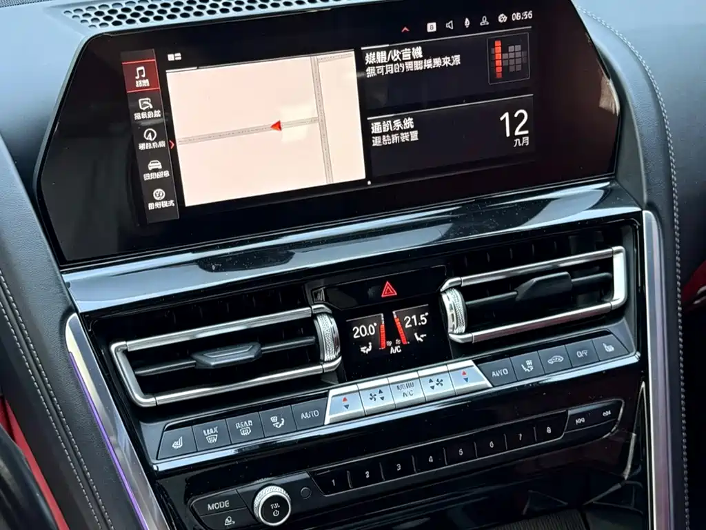 BMW 8 Series — миниатюра 8