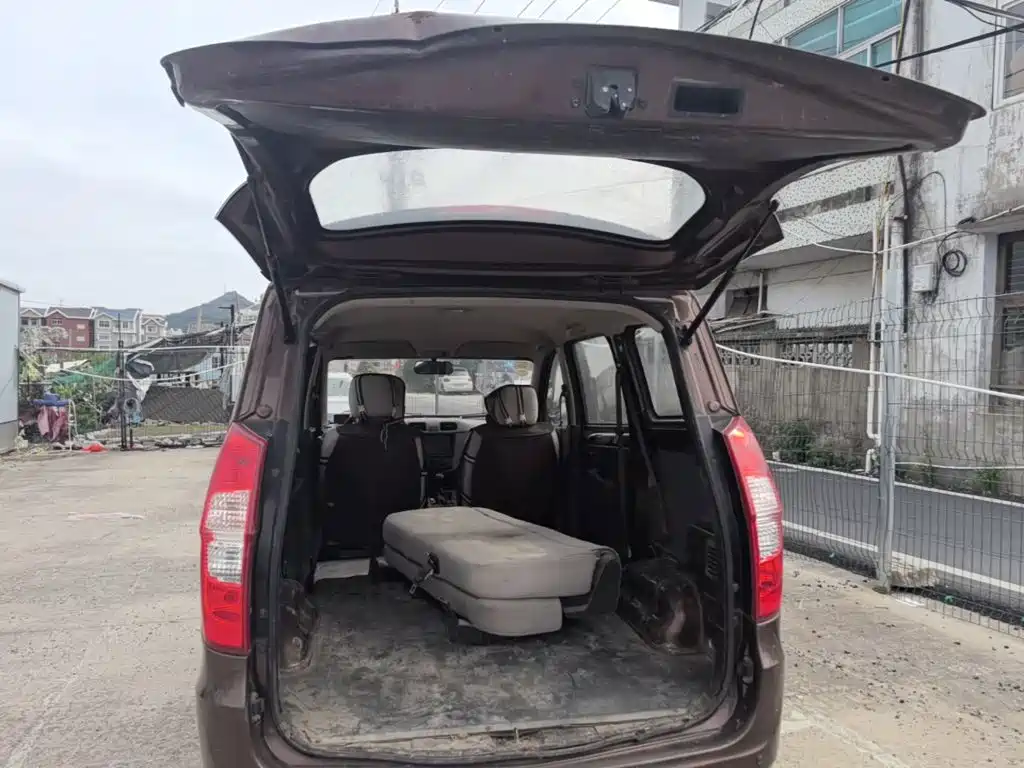 Wuling Hongguang — миниатюра 19