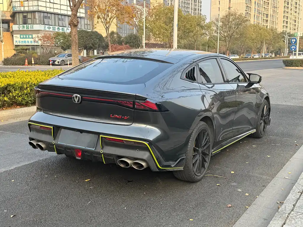 Changan UNI-V — миниатюра 4