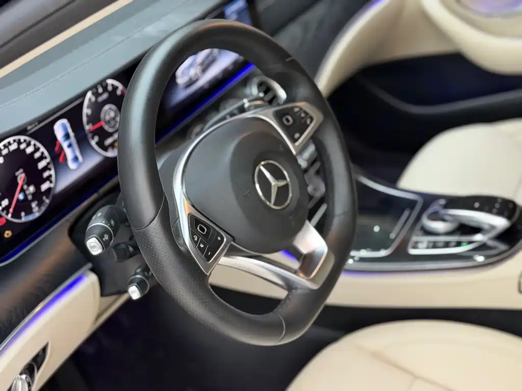Mercedes-Benz E-Class E 2016 E 300 L Sport Fashion