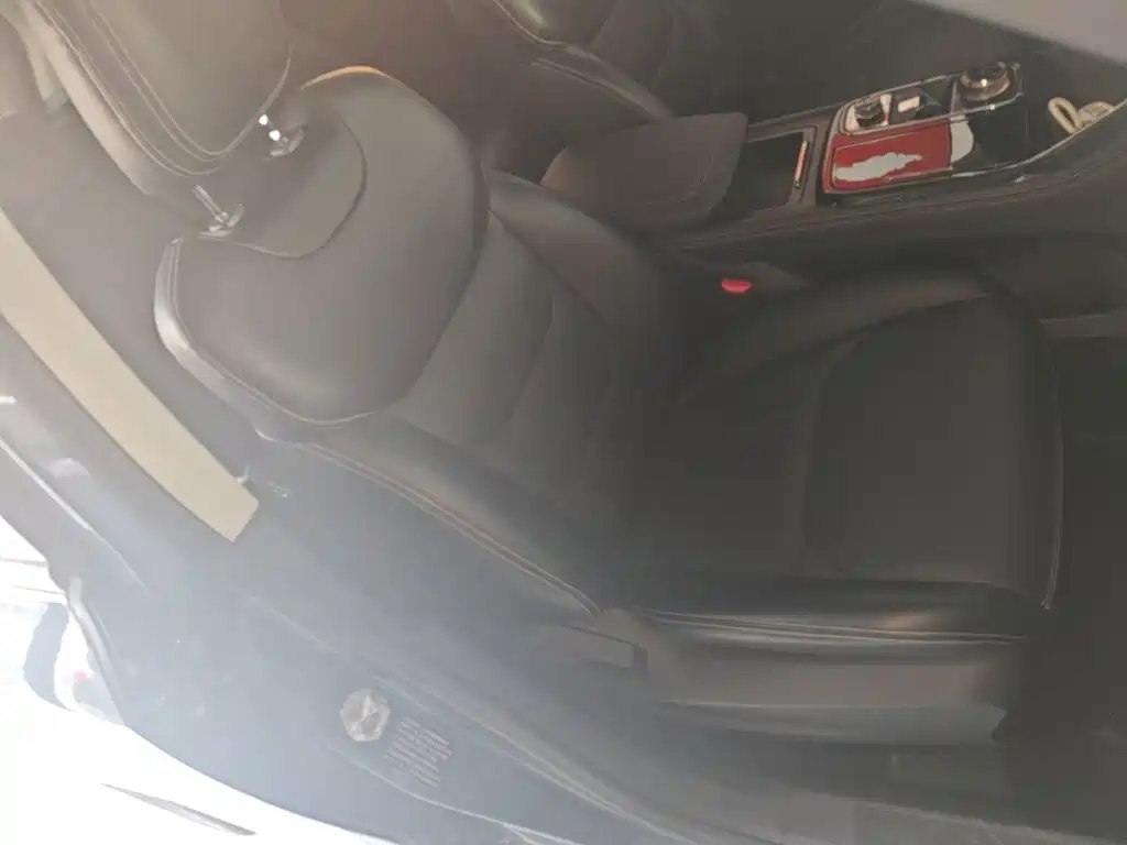 Ford Equator Sport — миниатюра 25