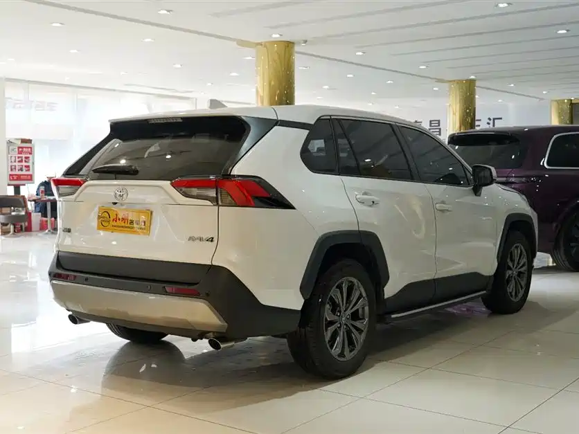 TOYOTA RAV4 RONGFANG