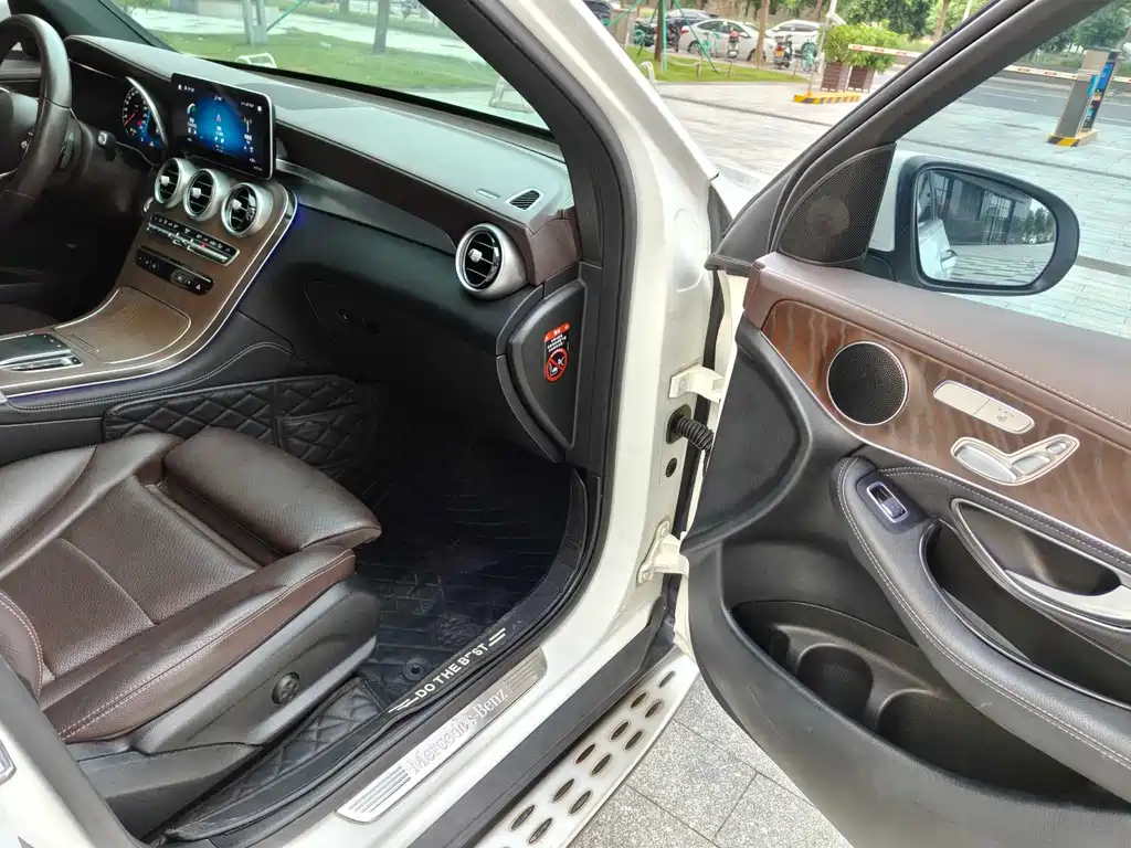 Mercedes-Benz GLC 2020 GLC 300 L 4MATIC