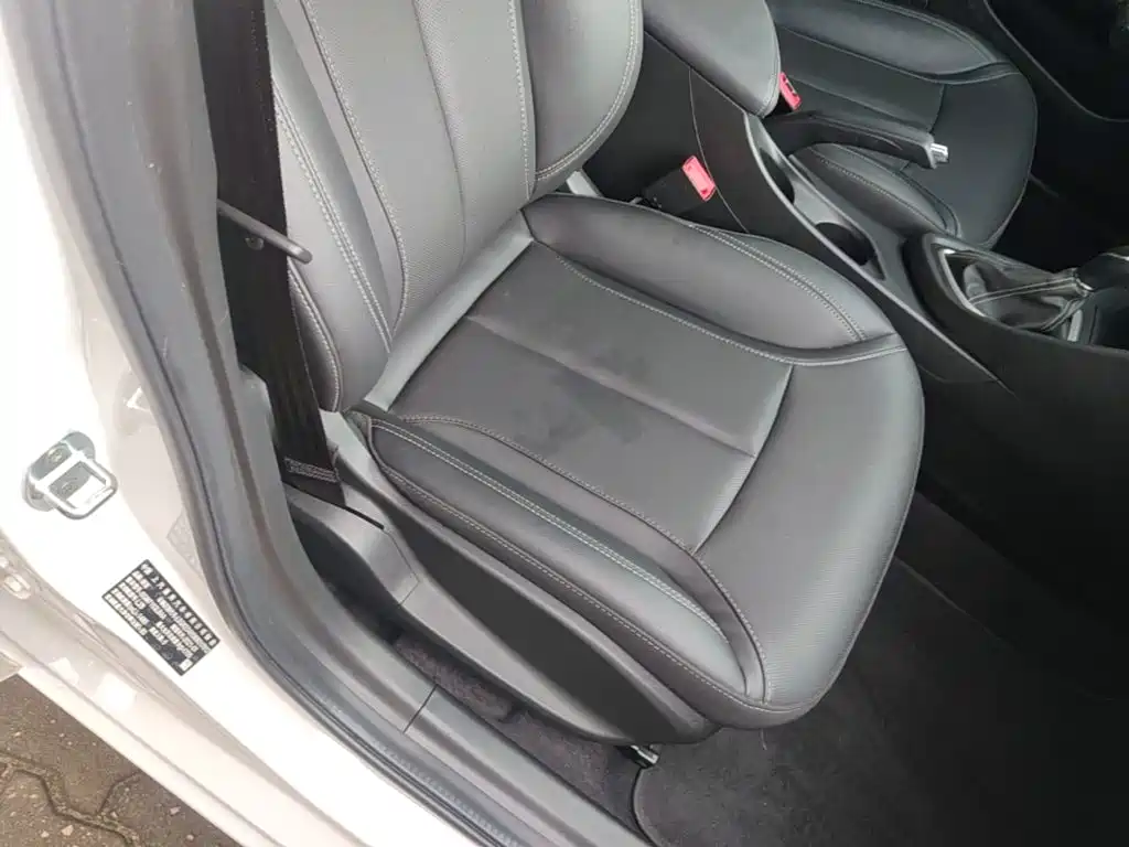 Buick Excelle — миниатюра 25