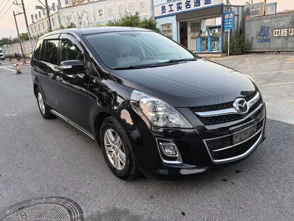 Mazda 8 — миниатюра 3