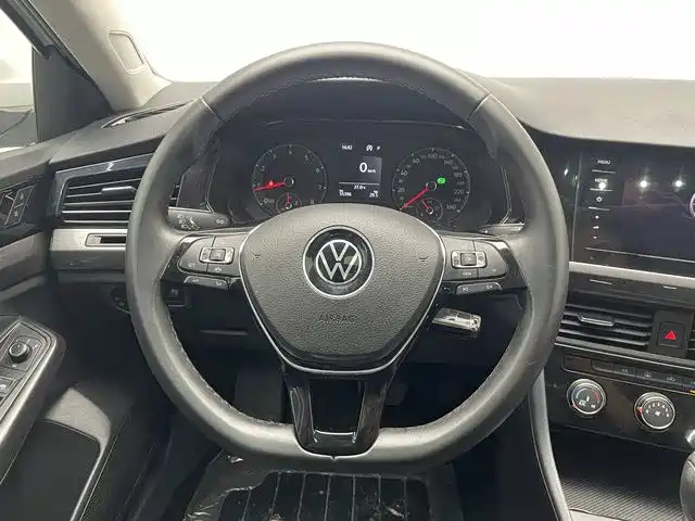 Volkswagen Bora — миниатюра 6