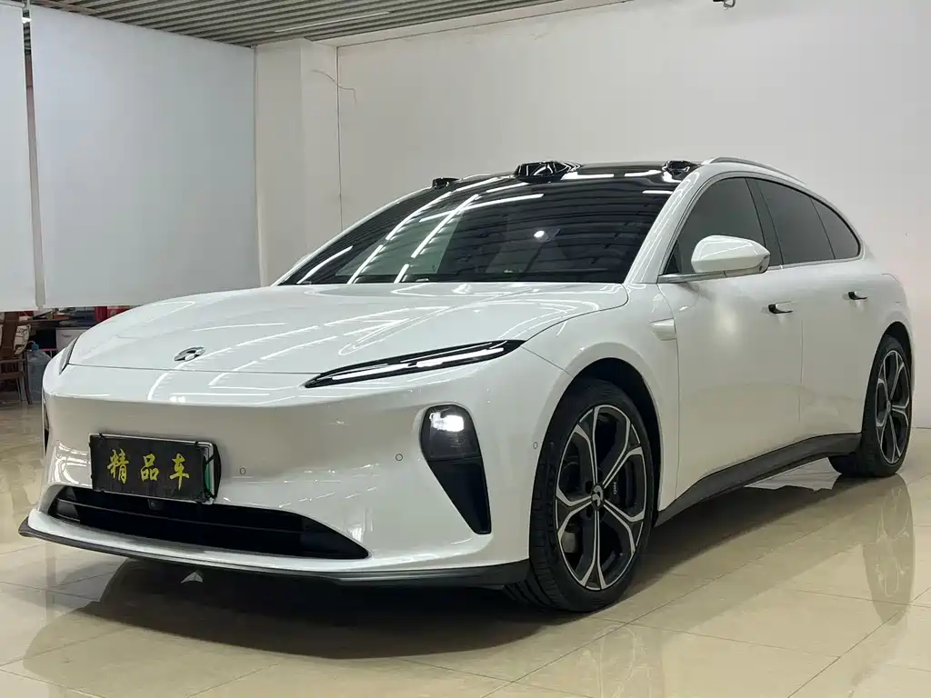 NIO NIO ET5T