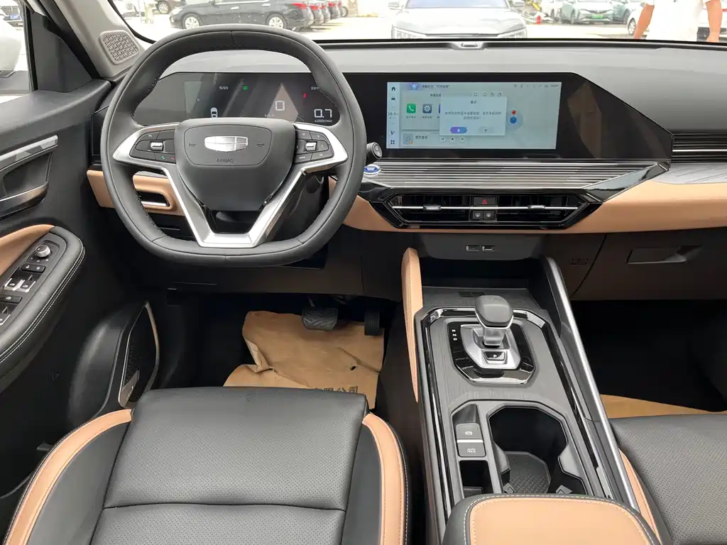 Geely HaoyuePRO PRO 2024 1.5T DCT +