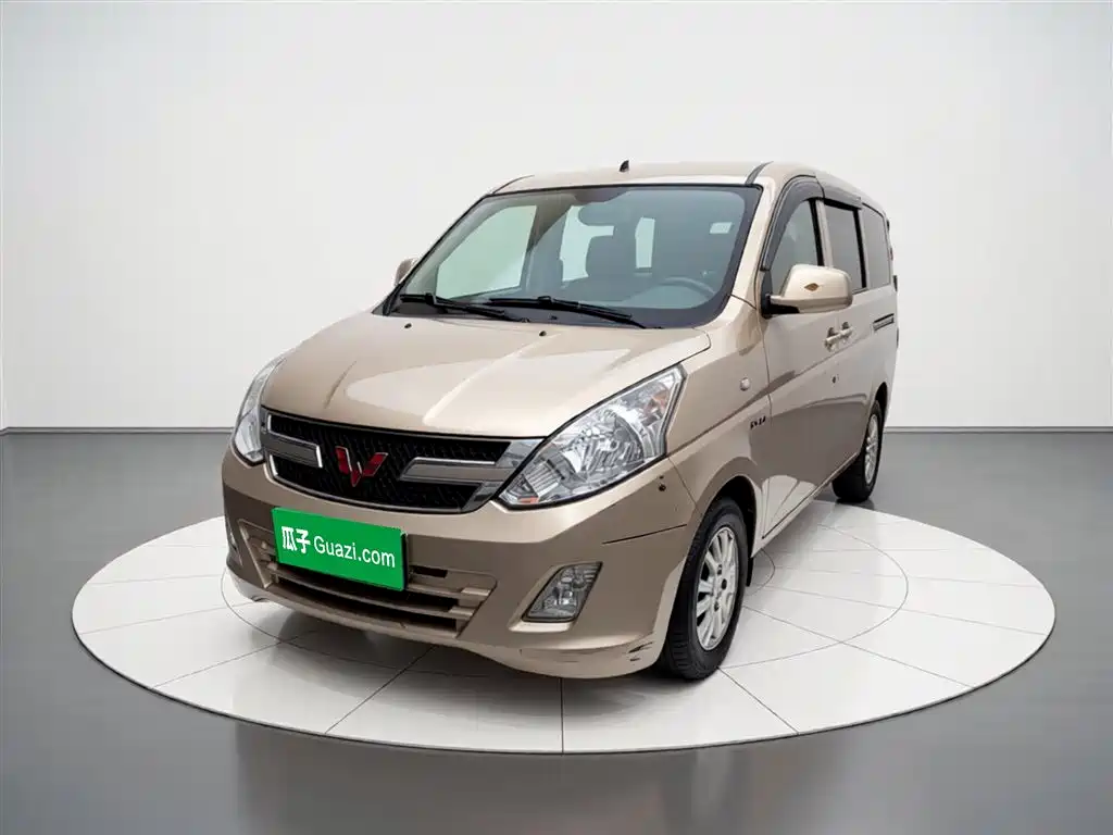 Wuling Rongguang V 2018
